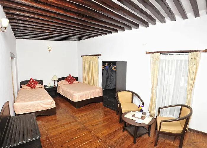 מלון Oyo 738 Kaze Darbar