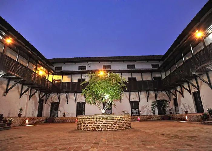 Oyo 738 Kaze Darbar 3*