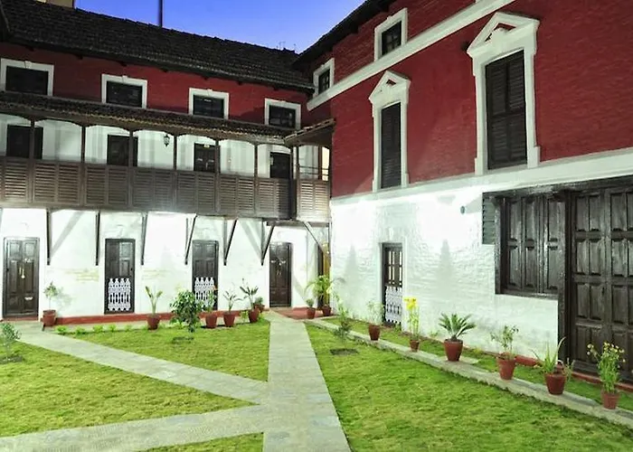 Oyo 738 Kaze Darbar 3*