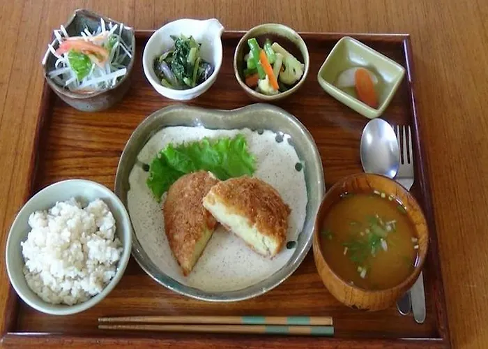 Oyo 738 Kaze Darbar